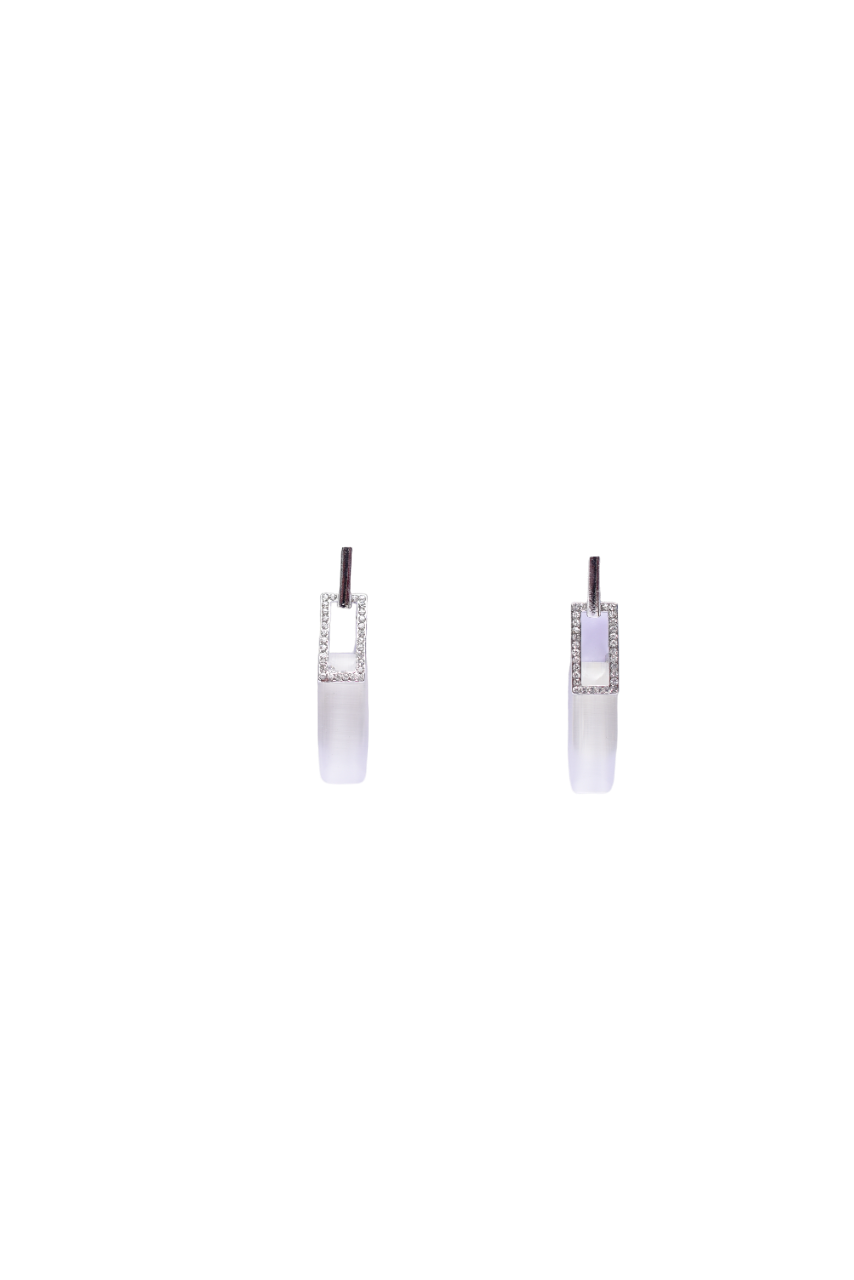 Namokriti Contemporary Long Drop Earrings – Minimalist Style for Everyday Glam